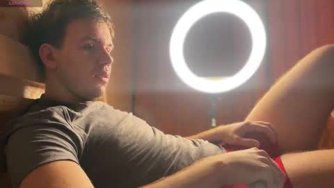 Christopher online show from March 2026 07:43:01 AM