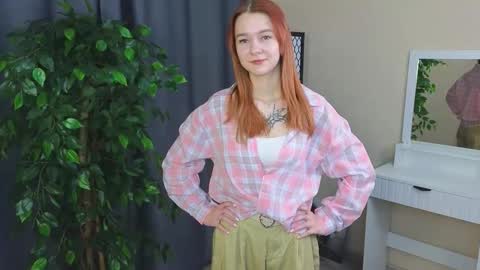 Snapshot of christybloomstrand chatting on January 2026 02:28:02 AM Christy online show from January 2026 02:28:02 AM