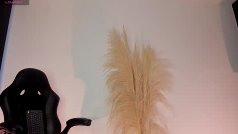 chrizmacgregor online show from October 2025 09:59:01 PM