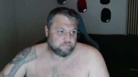 Chrizz online show from June 2026 01:32:02 AM