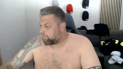 Chrizz online show from July 2026 10:00:01 AM