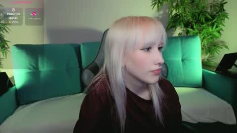 EvaBlonde TayaBrunette EliieBlack hair online show from March 2026 03:05:02 PM