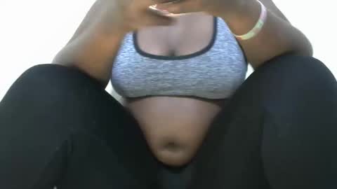 DivaDee online show from December 2025 09:19:02 PM