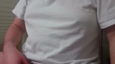 Snapshot of chubbycub14 chatting on November 2025 04:17:02 AM chubbycub14 online show from November 2025 04:17:02 AM