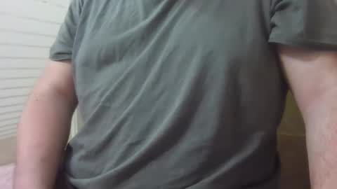 Snapshot of chubbycub14 chatting on December 2025 06:04:02 PM chubbycub14 online show from December 2025 06:04:02 PM