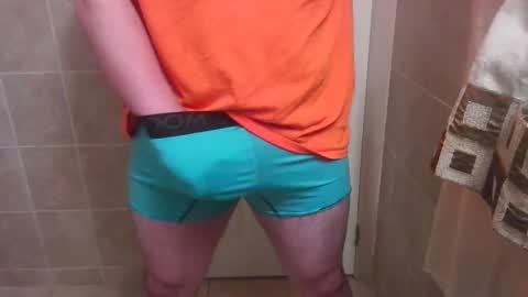 Snapshot of chubbycub14 chatting on February 2026 04:33:01 PM chubbycub14 online show from February 2026 04:33:01 PM