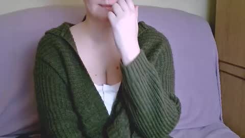 Maia online show from March 2025 12:27:02 PM