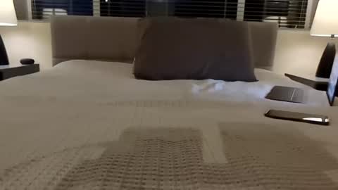 AstorYvr online show from July 2026 05:10:02 AM