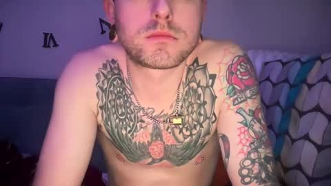 Snapshot of chubschadwell chatting on January 2025 03:05:02 PM ChubsChadwell online show from January 2025 03:05:02 PM