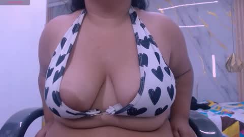 paula online show from October 2025 04:13:01 AM