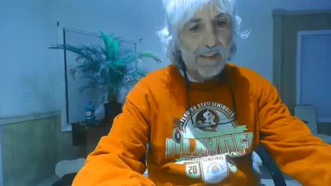 Snapshot of chuck354139 chatting on January 2025 07:14:02 AM chuck354139 online show from January 2025 07:14:02 AM