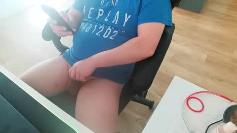 Snapshot of chucky606 chatting on February 2025 11:01:02 AM chucky606 online show from February 2025 11:01:02 AM