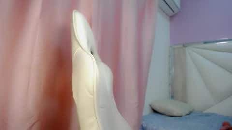 Snapshot of cieloo_ chatting on February 2026 09:21:01 PM CIELO online show from February 2026 09:21:01 PM