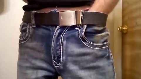 Snapshot of ciestep8216 chatting on December 2024 01:47:01 AM ciestep8216 online show from December 2024 01:47:01 AM