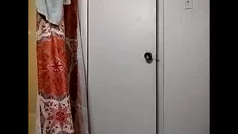 Snapshot of ciestep8216 chatting on January 2025 02:51:02 AM ciestep8216 online show from January 2025 02:51:02 AM