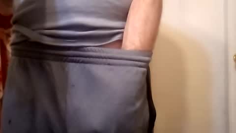 Snapshot of ciestep8216 chatting on January 2025 04:26:01 AM ciestep8216 online show from January 2025 04:26:01 AM