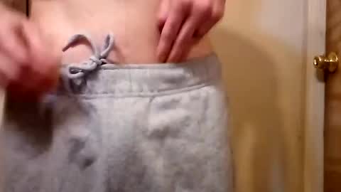 Snapshot of ciestep8216 chatting on January 2025 08:46:02 AM ciestep8216 online show from January 2025 08:46:02 AM