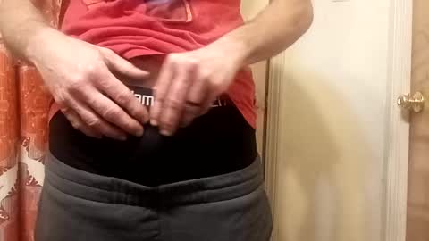 Snapshot of ciestep8216 chatting on February 2025 09:03:02 PM ciestep8216 online show from February 2025 09:03:02 PM