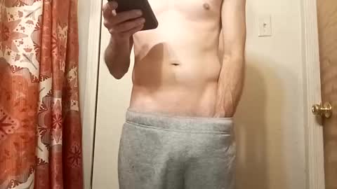 Snapshot of ciestep8216 chatting on February 2025 12:43:02 PM ciestep8216 online show from February 2025 12:43:02 PM