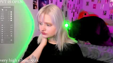 Helen and Teya online show from January 2026 02:44:01 PM