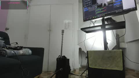 Snapshot of cina_moon chatting on May 2026 12:22:01 PM Cinamoon online show from May 2026 12:22:01 PM