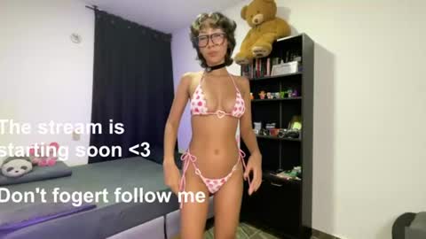 Snapshot of cinamon_kingdom chatting on July 2026 10:37:01 PM Luna and Sebas online show from July 2026 10:37:01 PM