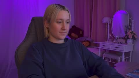 Cin Bellamy online show from January 2026 04:07:02 AM