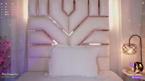 Cinthia online show from February 2026 08:12:02 AM