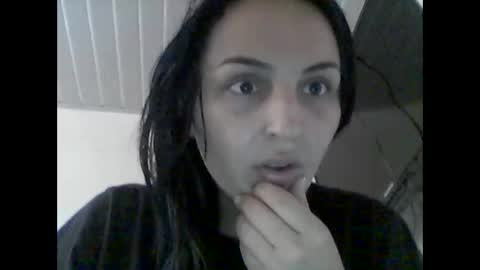 Cinthya online show from April 2026 01:31:01 PM