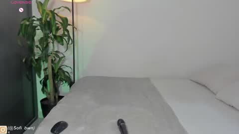 Snapshot of cintya_brown chatting on April 2026 02:11:02 PM Sofia OF online show from April 2026 02:11:02 PM