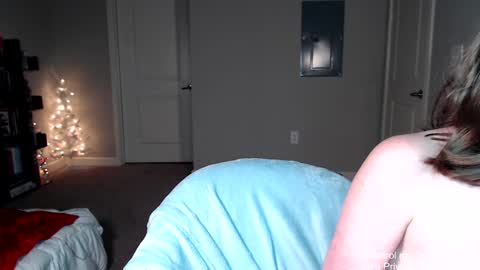 Snapshot of circeeve chatting on December 2024 07:49:02 AM circeeve was circebubbly 3 online show from December 2024 07:49:02 AM