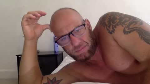 . online show from October 2025 10:18:02 PM