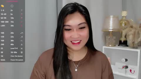 CLAIRE online show from April 2026 04:43:02 AM