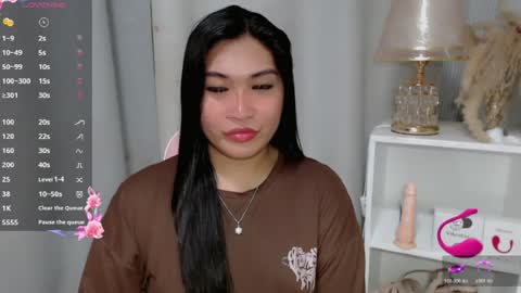CLAIRE online show from June 2026 05:08:01 PM