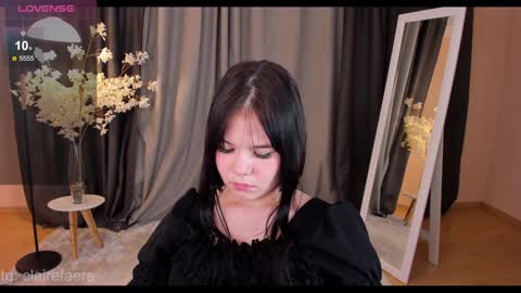 Claire Faers online show from December 2024 03:25:02 PM