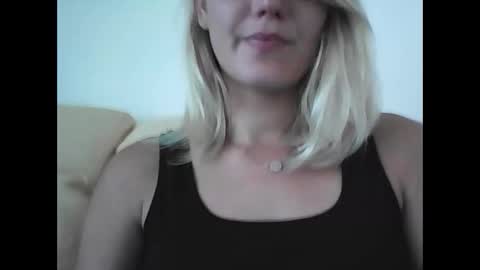 Snapshot of clairesqrt chatting on June 2026 06:24:02 PM clairesqrt online show from June 2026 06:24:02 PM