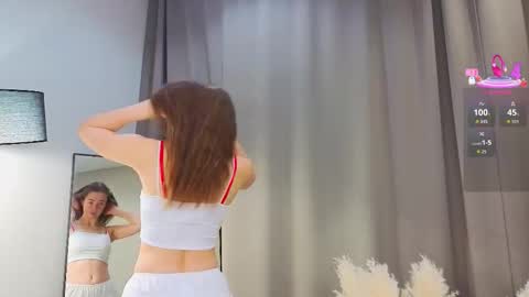 Im Amy online show from September 2025 01:07:02 AM