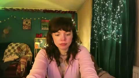 Snapshot of clancyosbourne chatting on February 2026 06:44:02 PM Clancy online show from February 2026 06:44:02 PM