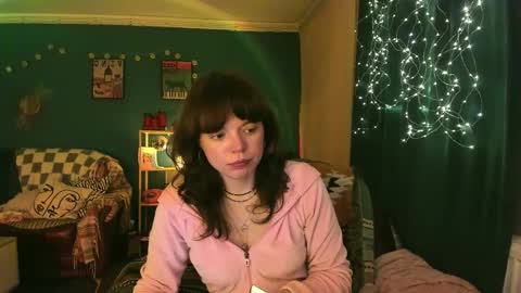 Snapshot of clancyosbourne chatting on February 2026 07:10:01 PM Clancy online show from February 2026 07:10:01 PM