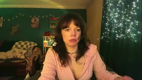 Snapshot of clancyosbourne chatting on February 2026 06:53:01 PM Clancy online show from February 2026 06:53:01 PM