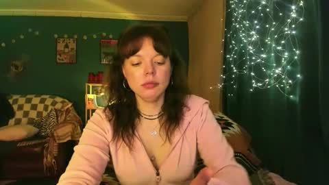 Snapshot of clancyosbourne chatting on March 2026 07:05:01 PM Clancy online show from March 2026 07:05:01 PM