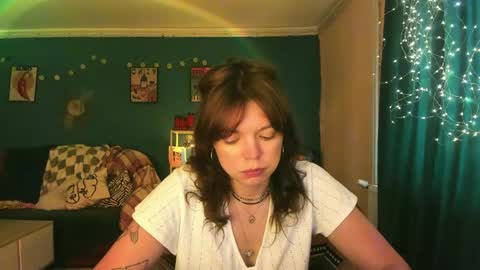 Snapshot of clancyosbourne chatting on May 2026 04:37:02 PM Clancy online show from May 2026 04:37:02 PM