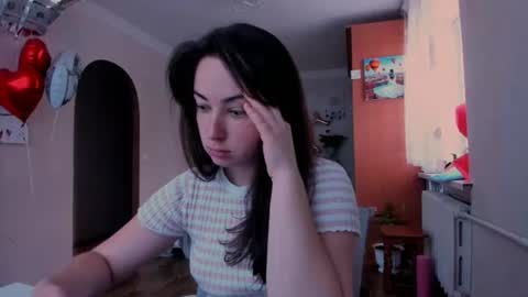 Snapshot of clandes_tina chatting on July 2026 05:26:02 PM clandes_tina online show from July 2026 05:26:02 PM