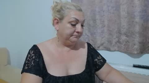 Snapshot of clarabbw77 chatting on June 2026 09:42:01 PM Clara online show from June 2026 09:42:01 PM