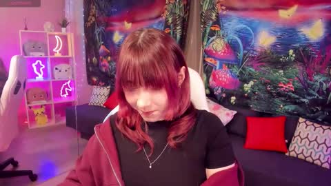 clarabenson online show from November 2025 07:24:01 PM