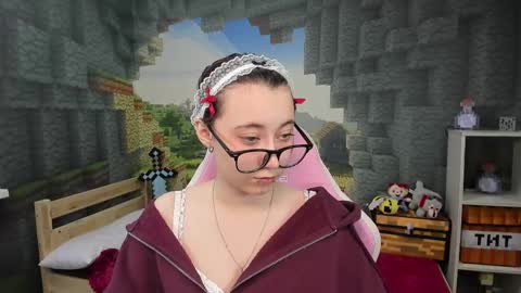 clarabenson online show from January 2026 06:54:01 PM