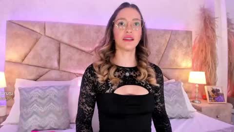 Snapshot of claradelmar_ chatting on May 2026 10:32:02 AM Clara del mar online show from May 2026 10:32:02 AM
