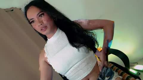 Snapshot of clarafuck chatting on February 2025 08:27:02 AM clarafuck online show from February 2025 08:27:02 AM