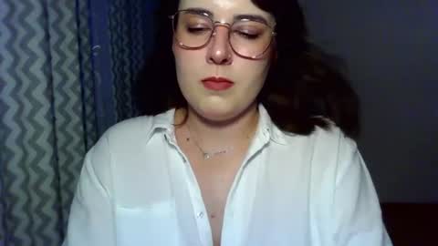 Snapshot of claralovely chatting on July 2026 06:29:01 PM Clara online show from July 2026 06:29:01 PM