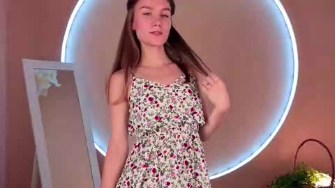 Claire online show from October 2025 09:21:01 AM